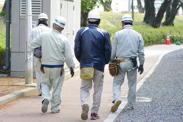 先輩と一緒に現場研修